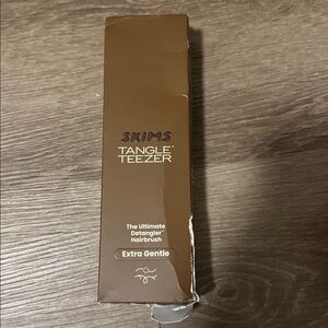 SKIMS Tangle Teezer Extra Gentle Hairbrush -Jasper